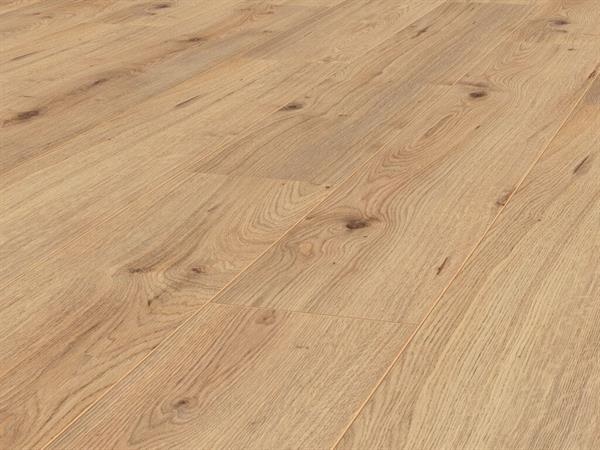 laminat_8055_natureoak_web_v.jpg